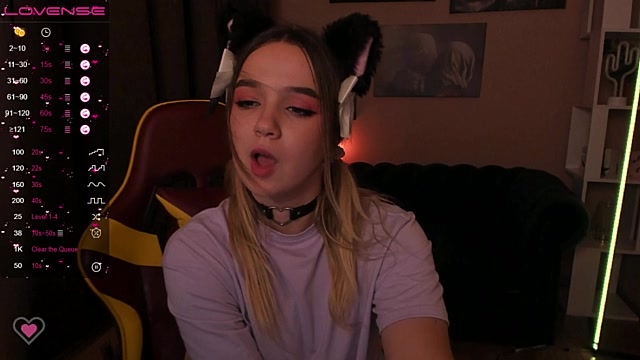 Lisa__Rem naked stripping on cam for live sex video chat