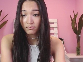 LunkiLuk nude on cam – live sex chat