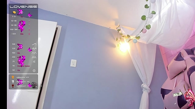 Petite_Chloe naked stripping on cam for live sex video chat