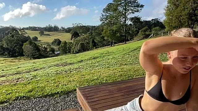 sarahthomas naked stripping on cam for live sex video chat