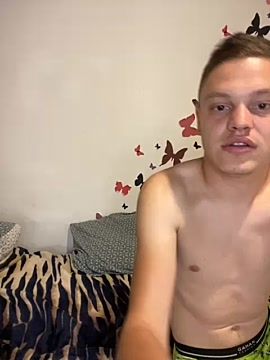 sladkaya_karamel naked stripping on cam for live sex video chat