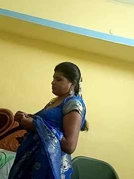 Tamilhousewifes naked stripping on cam for live sex video chat