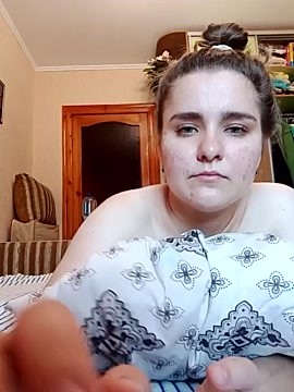 v_reyner naked stripping on cam for live sex video chat
