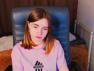 Adelmiracle nude on cam – live sex chat