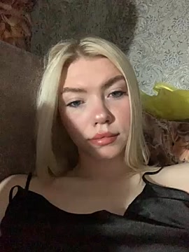 AlisAlisa_ naked stripping on cam for live sex video chat