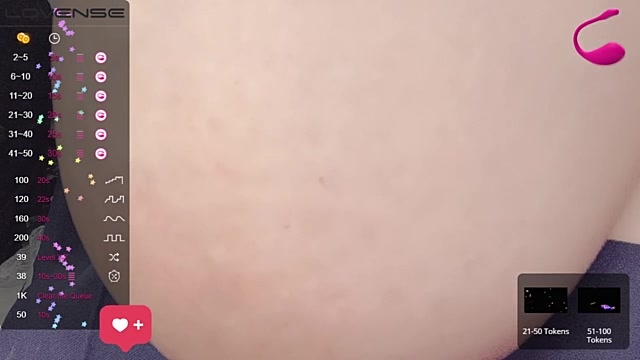 AnneLeaf naked stripping on cam for live sex video chat