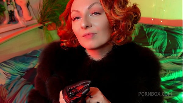 GLOVES fetish – short leather gloves ASMR video