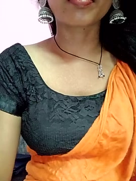 Goldy- naked stripping on cam for live sex video chat