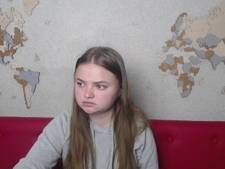 GretaPiton nude on cam – live sex chat