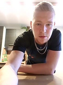 Heggo9613 naked stripping on cam for live sex video chat