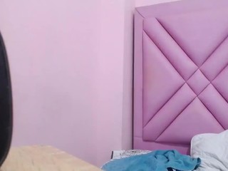 ISABEL nude on cam – live sex chat