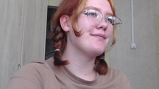lissiefox naked stripping on cam for live sex video chat