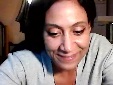 MarisaLove12 naked stripping on cam for live sex video chat
