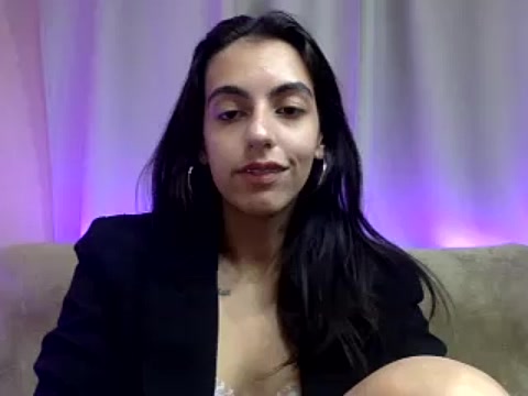 miya_teylor naked stripping on cam for live sex video chat