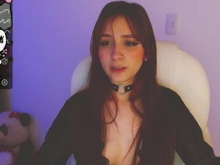 Shara Ayline nude on cam – live sex chat