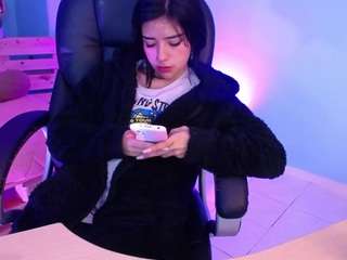 Alena-love nude on cam – live sex chat