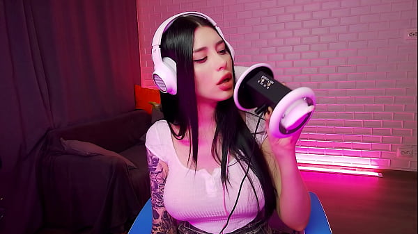 ASMR GORGEOUS TEEN LICK YOU. HONEY HAZE