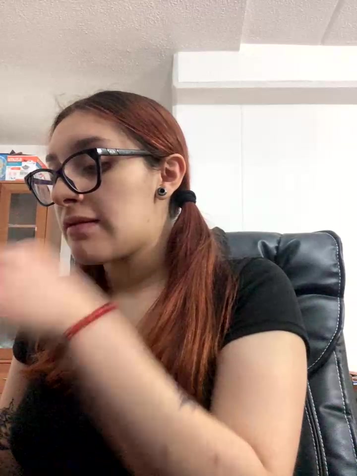 BabySlut_ naked stripping on cam for live sex video chat