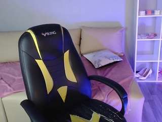Charly-shock nude on cam – live sex chat