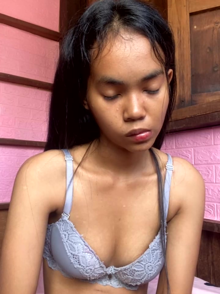 DIY-numphueng naked stripping on cam for live sex video chat