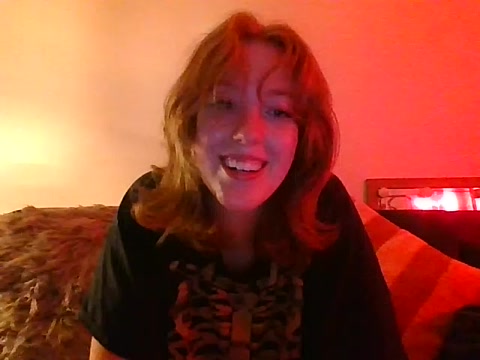 edgybutsoft naked stripping on cam for live sex video chat