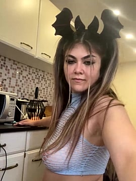 LoveYou_96 naked stripping on cam for live sex video chat