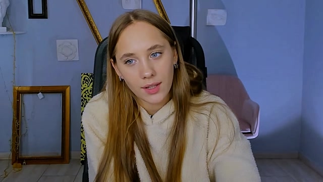 MiaMiler naked stripping on cam for live sex video chat