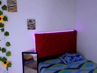 POCAHONTAS nude on cam – live sex chat