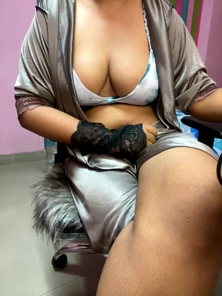 Rhythmicsoul_ naked stripping on cam for live sex video chat