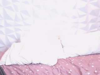 Trixie-666 nude on cam – live sex chat