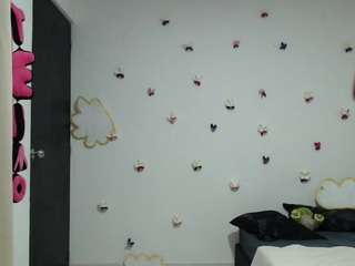 Zafiro-perfect69 nude on cam – live sex chat