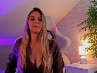 JanneYoung nude on cam – live sex chat