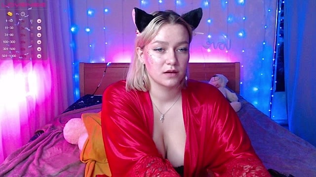 starchloe naked stripping on cam for live sex video chat
