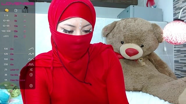 ari_bushar naked stripping on cam for live sex video chat