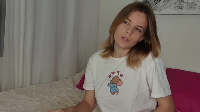 hey_toni_ naked stripping on cam for live sex video chat