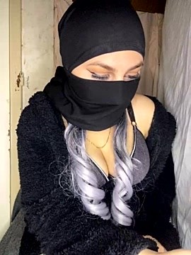Loliaaa naked stripping on cam for live sex video chat
