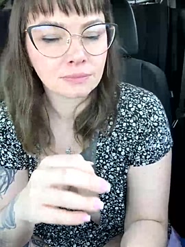 MarlaFknSinger naked stripping on cam for live sex video chat