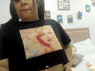 Marniebrown nude on cam – live sex chat