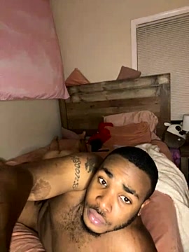 Maymay67 naked stripping on cam for live sex video chat