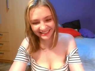 NellaHappy nude on cam – live sex chat