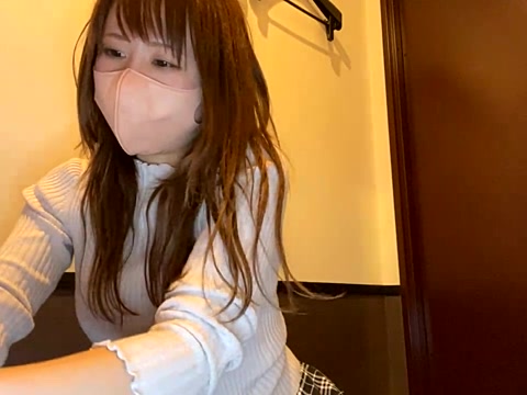 Sera-chan naked stripping on cam for live sex video chat
