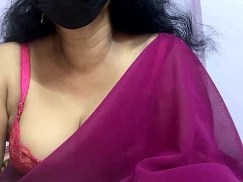 swethahyd12 naked stripping on cam for live sex video chat