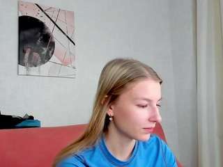 Wendy-Warm nude on cam – live sex chat
