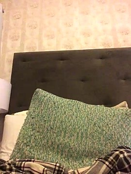 BrownEyedBrendalive naked stripping on cam for live sex video chat