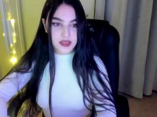 CrystalEve nude on cam – live sex chat