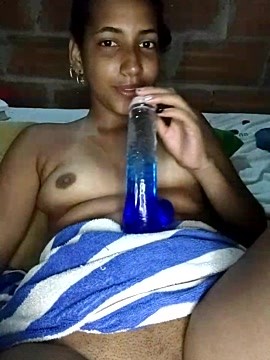 Damelis_ naked stripping on cam for live sex video chat