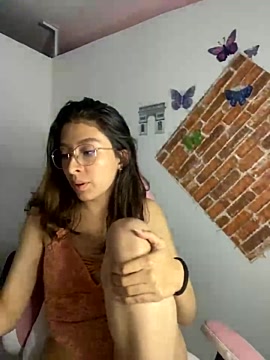 dulce_teen_18 naked stripping on cam for live sex video chat