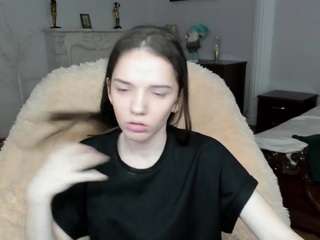 EmaGray nude on cam – live sex chat