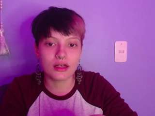 Foxxysmiith nude on cam – live sex chat