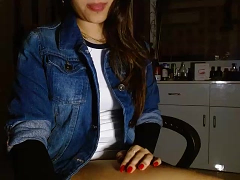 its_kohinur naked stripping on cam for live sex video chat